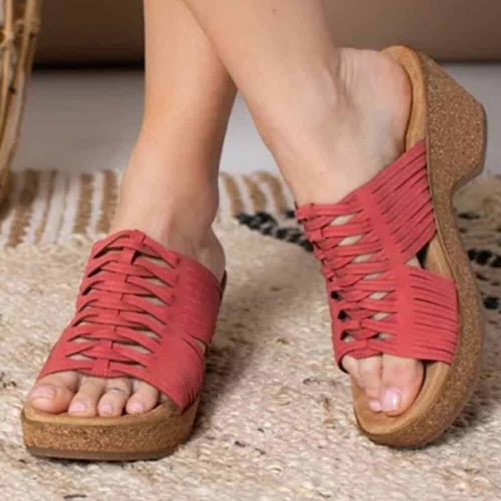 White Mountain footbeds Cork platform Cushioned Clog Salmon Pink Sandal Size 9